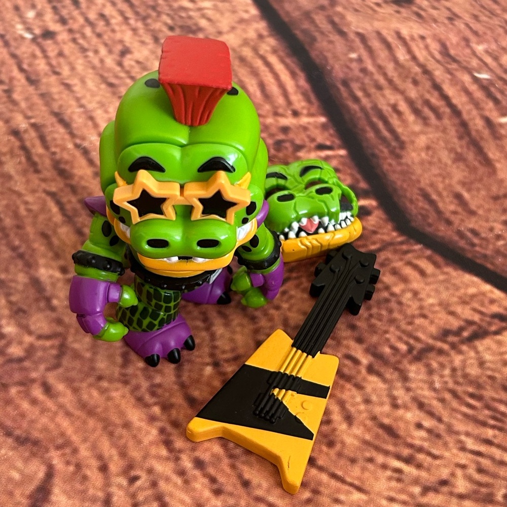 Five Nights at Freddy's‎ Snaps! Montgomery Gator Toy